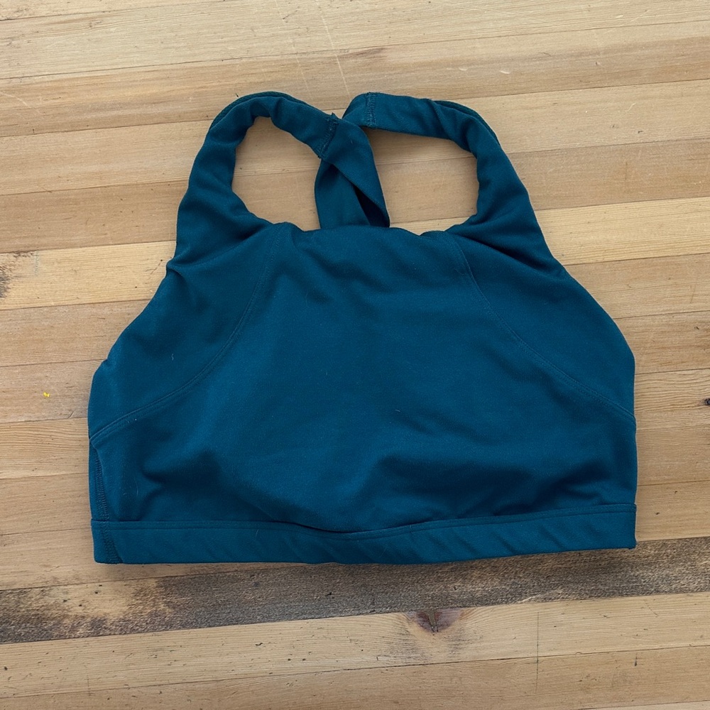 Women's High-Neck Sports Bra, Size M